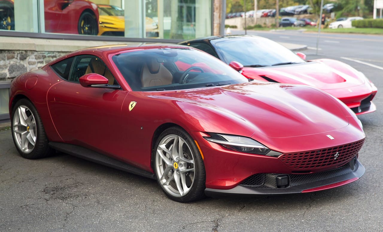 Ferrari Roma galeri 1