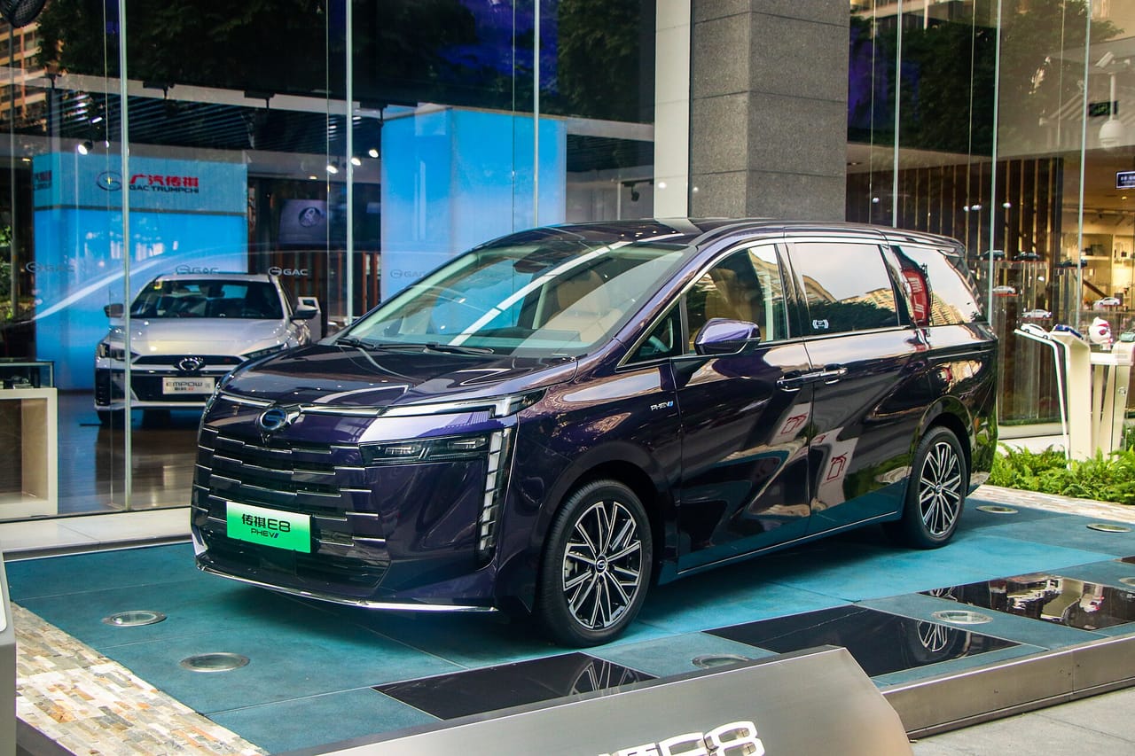 GAC Trumpchi E9 kapak