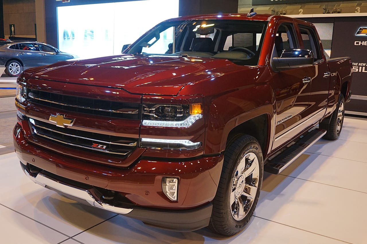 GMC Sierra 1500 kapak