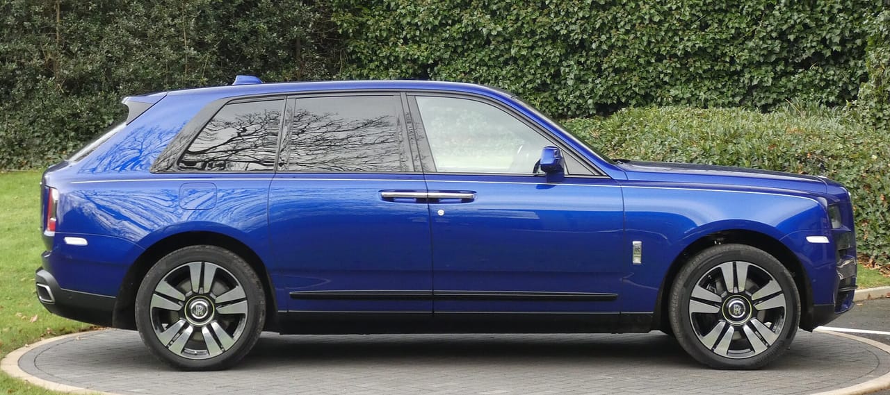 Rolls-Royce Cullinan galeri 2