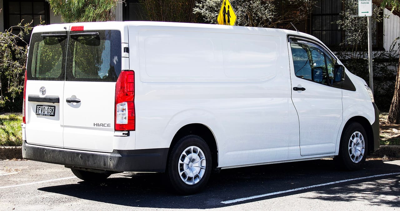 Toyota Hiace kapak