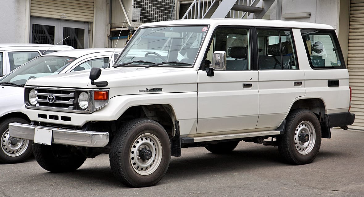 Toyota Land Cruiser 79 kapak