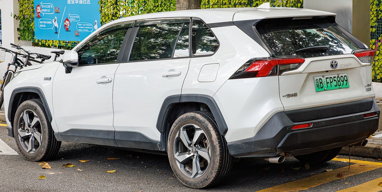 Toyota RAV4 galeri 3
